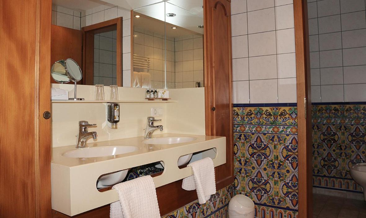 Hotel Spanischer Hof Gröditz Kültér fotó