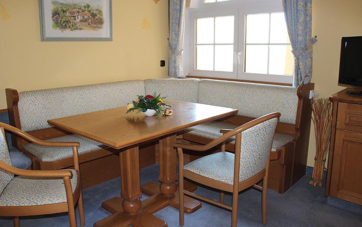 Hotel Spanischer Hof Gröditz Kültér fotó
