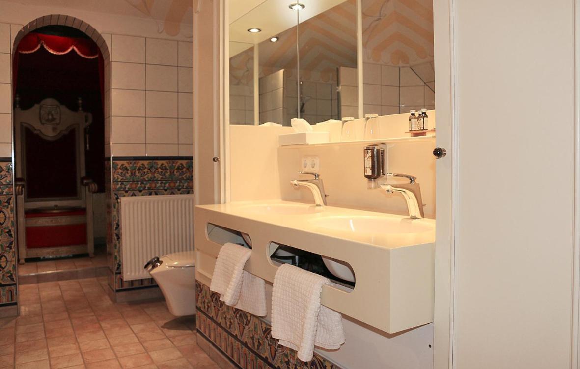Hotel Spanischer Hof Gröditz Kültér fotó